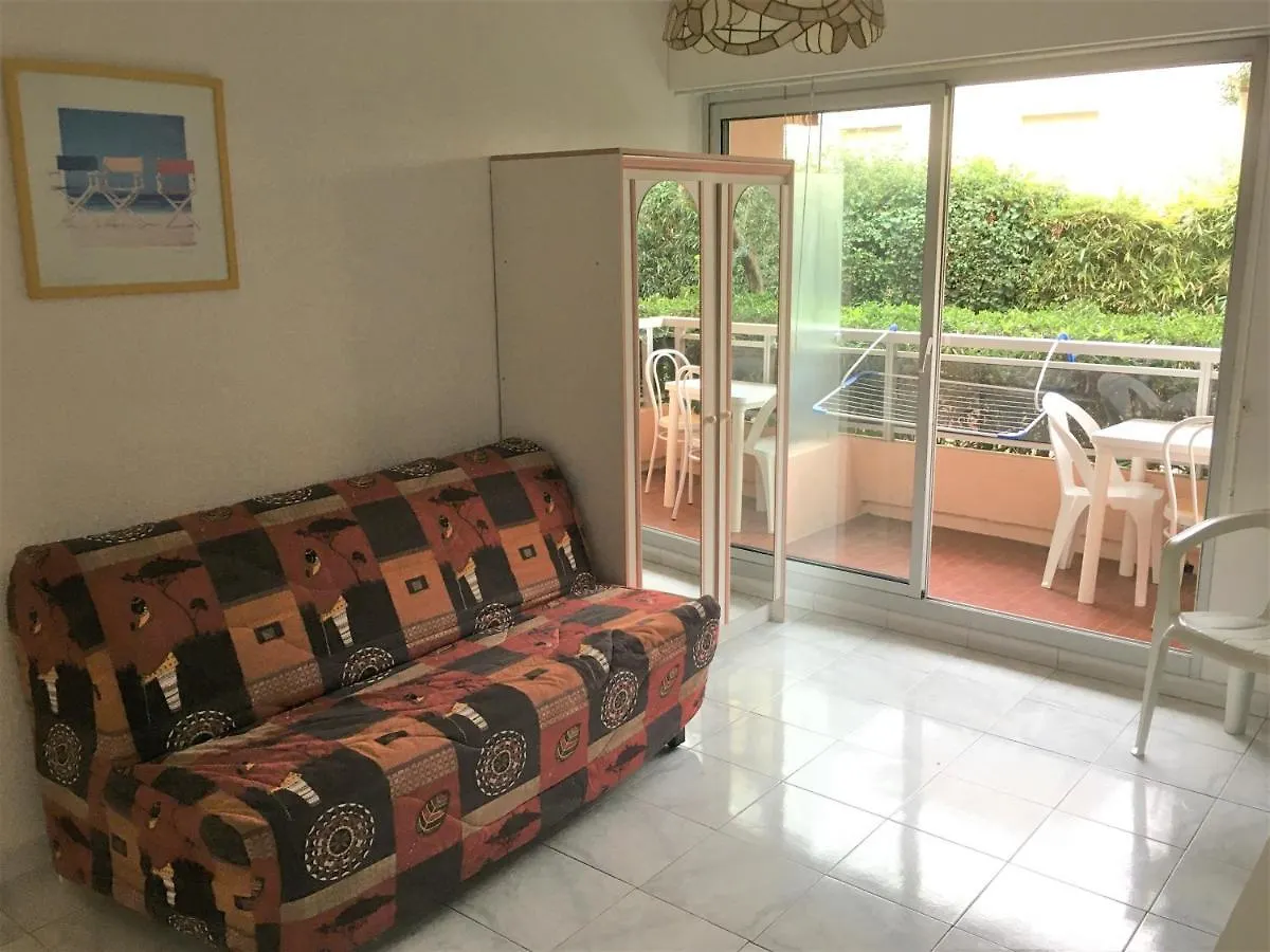 Studio Bord De Mer A Proximite Monaco Et Menton 2 Personnes A Roquebrune Cap Martin 0*, Roquebrune-Cap-Martin France